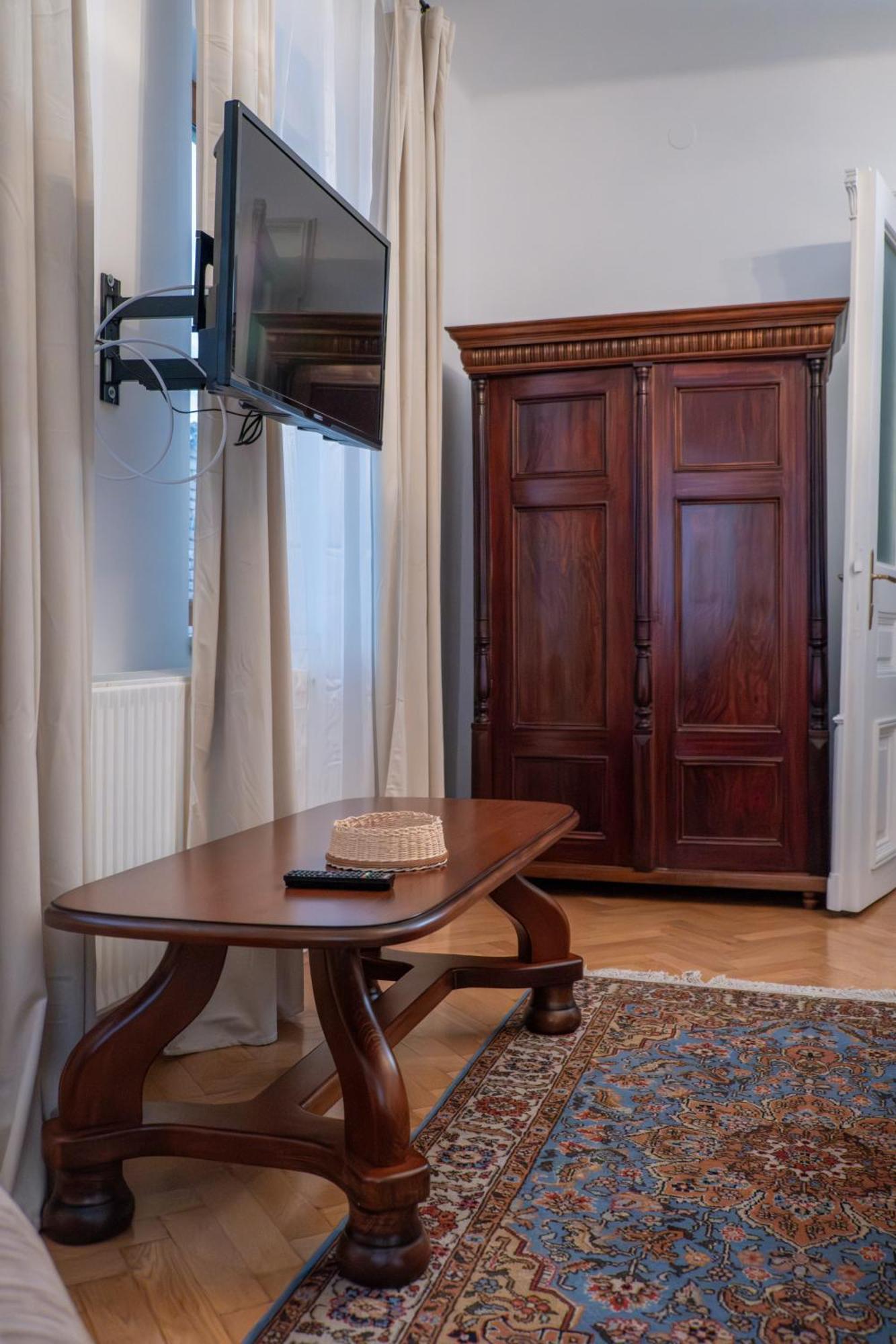 Casa Puscariu Apartment Brasov Luaran gambar