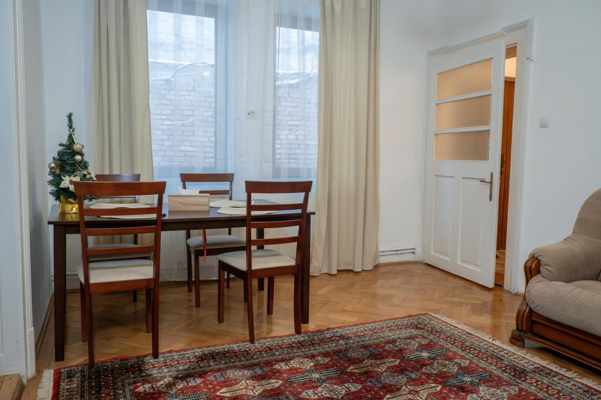 Casa Puscariu Apartment Brasov Luaran gambar