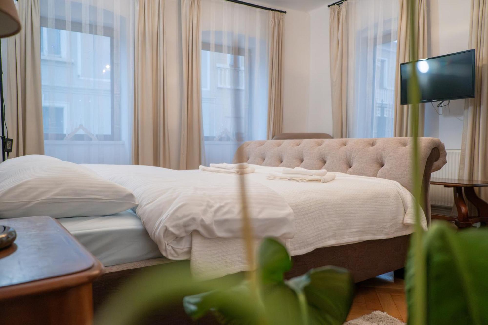 Casa Puscariu Apartment Brasov Luaran gambar